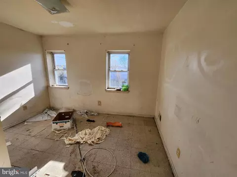 Bedroom - 737 E 23rd St, Baltimore, MD 21218 photo 2 of 5