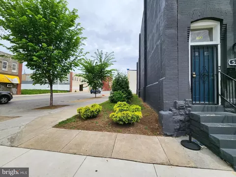 500 E 21st St, Baltimore, MD 21218 photo 2