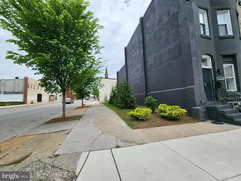 500 E 21st St, Baltimore, MD 21218 photo 3