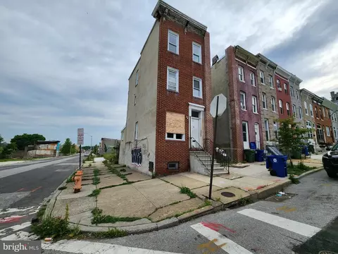 2100 E Hoffman St, Baltimore, MD 21213