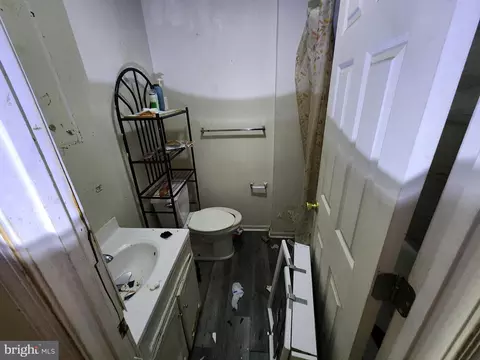 1327 N Patterson Park Ave, Baltimore, MD 21213 photo 11