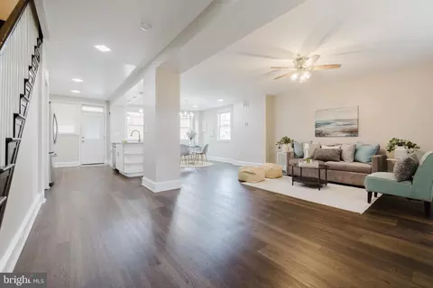 4246 Parkside Dr, Baltimore, MD 21206 photo 3