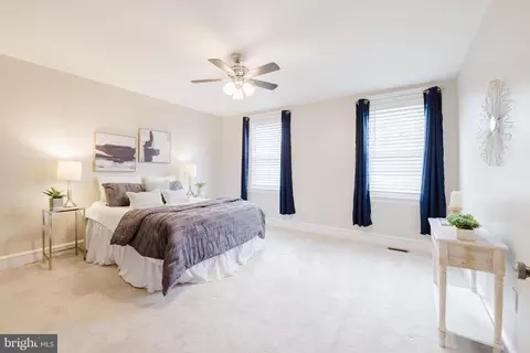 4246 Parkside Dr, Baltimore, MD 21206 photo 9