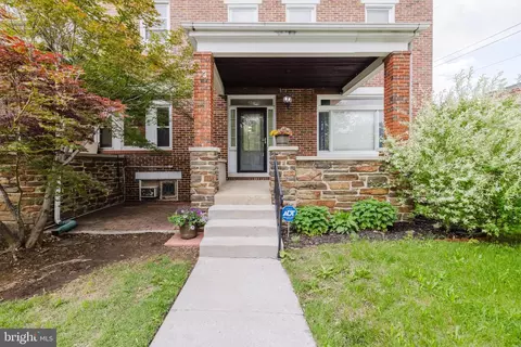 4246 Parkside Dr, Baltimore, MD 21206