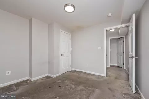 Bedroom - 2108 E Hoffman St, Baltimore, MD 21213 photo 1 of 2