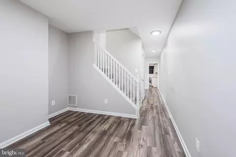 Entry Way - 2108 E Hoffman St, Baltimore, MD 21213 photo 1 of 6