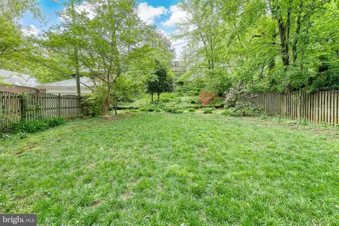 Exterior - 501 Wingate Rd, Baltimore, MD 21210 photo 5 of 8