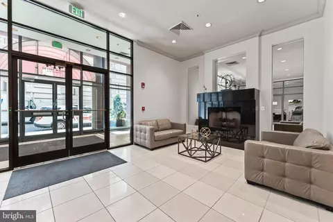414 Water St #1201, Baltimore, MD 21202