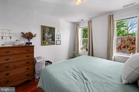 Bedroom - 508 S Luzerne Ave, Baltimore, MD 21224 photo 5 of 5