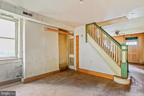 Entry Way - 3653 Ash St, Baltimore, MD 21211 photo 1 of 2