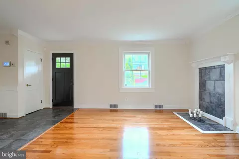 Living - 3723 Frankford Ave, Baltimore, MD 21206 photo 3 of 3