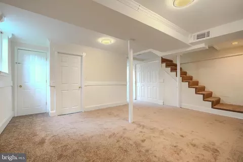 Entry Way - 3723 Frankford Ave, Baltimore, MD 21206 photo 5 of 5