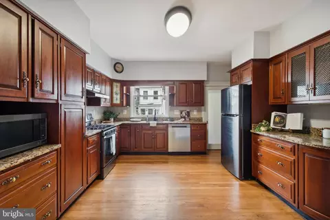 Kitchen - 5 N Potomac, Baltimore, MD 21224 photo 1 of 4