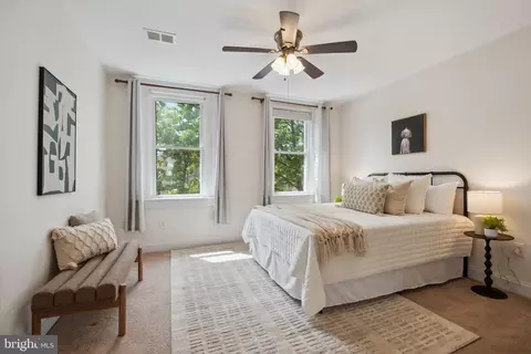 Bedroom - 5 N Potomac, Baltimore, MD 21224 photo 1 of 9