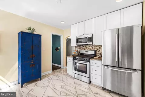 2320 Montebello Ter, Baltimore, MD 21214 photo 13
