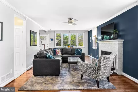 2320 Montebello Ter, Baltimore, MD 21214 photo 3