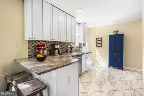 2320 Montebello Ter, Baltimore, MD 21214 photo 12