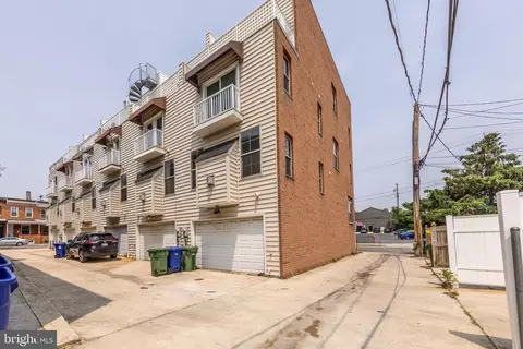 Exterior - 3911 Fleet St, Baltimore, MD 21224 photo 2 of 2
