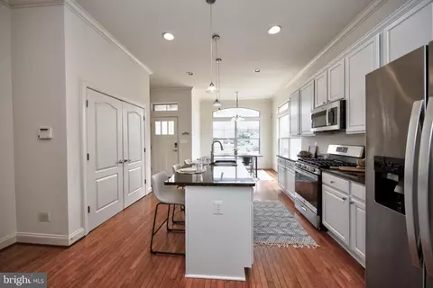 Entry Way - 3911 Fleet St, Baltimore, MD 21224 photo 1 of 6