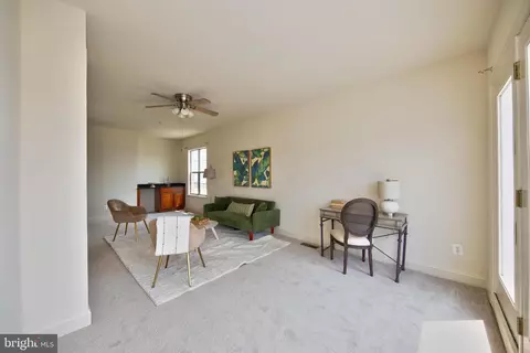 Living - 3911 Fleet St, Baltimore, MD 21224 photo 6 of 7