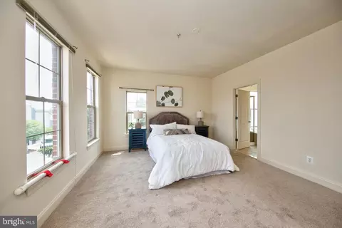 Bedroom - 3911 Fleet St, Baltimore, MD 21224 photo 4 of 4