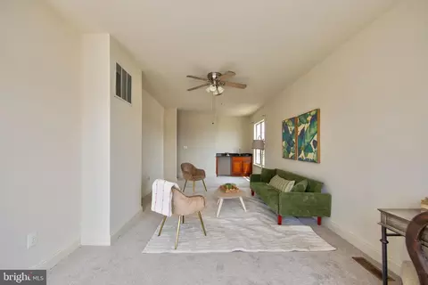 Living - 3911 Fleet St, Baltimore, MD 21224 photo 5 of 7