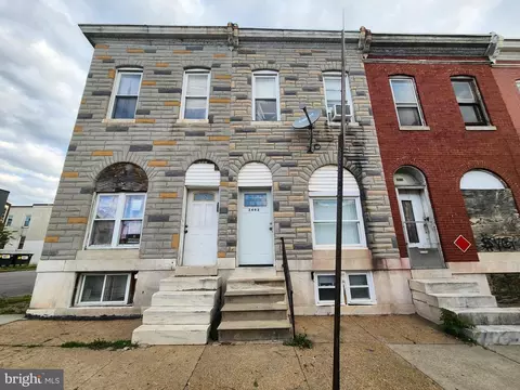 2400 E Hoffman St, Baltimore, MD 21213 photo 1