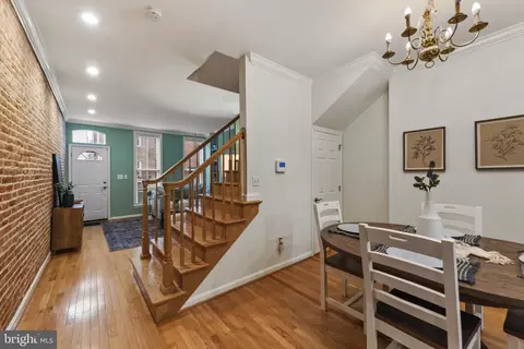 Entry Way - 114 E Gittings St, Baltimore, MD 21230 photo 2 of 4