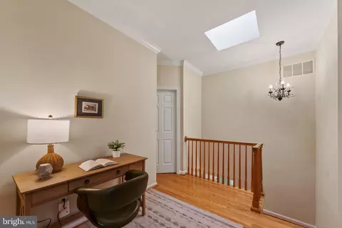 Entry Way - 114 E Gittings St, Baltimore, MD 21230 photo 3 of 4