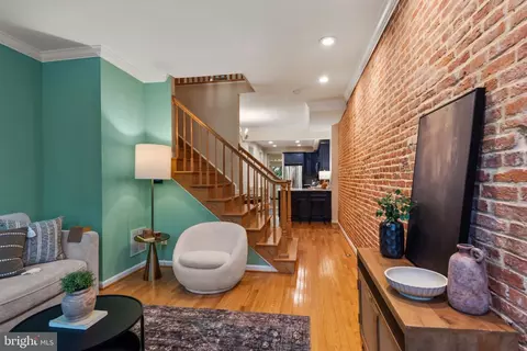 Entry Way - 114 E Gittings St, Baltimore, MD 21230 photo 1 of 4