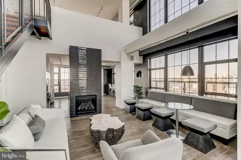 Living - 1200 Steuart St #912, Baltimore, MD 21230 photo 9 of 9