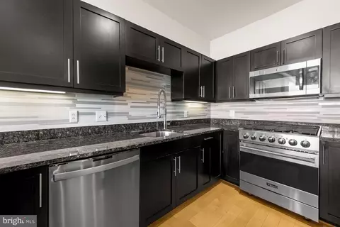 Kitchen - 1200 Steuart St #912, Baltimore, MD 21230 photo 1 of 1