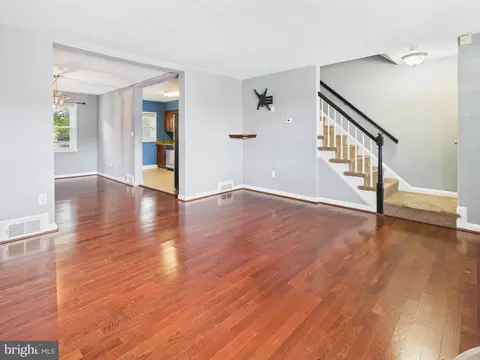 Living - 1206 Cedarcroft Rd, Baltimore, MD 21239 photo 2 of 4