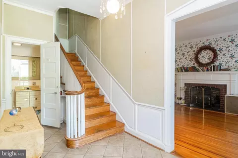 Entry Way - 1916 Cedric Rd, Baltimore, MD 21216 photo 1 of 1