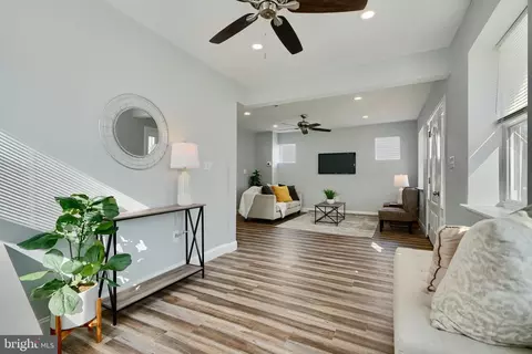 Entry Way - 2906 Berwick Ave, Baltimore, MD 21234 photo 1 of 18