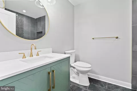 2305 E Preston St, Baltimore, MD 21213 photo 18