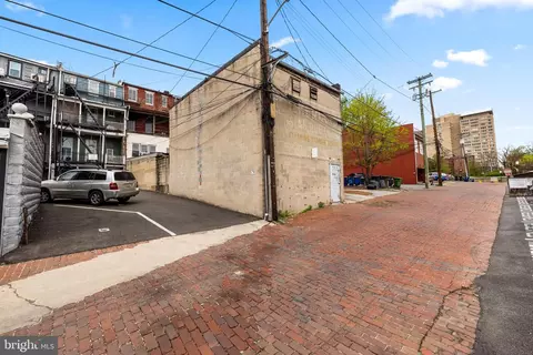 Exterior - 919 N Calvert St, Baltimore, MD 21202 photo 9 of 9