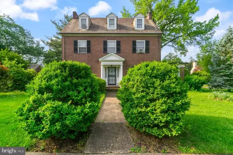 7 E 39th St, Baltimore, MD 21218