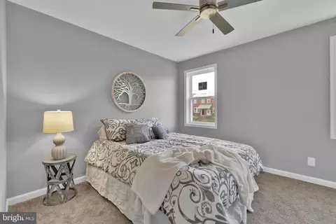 Bedroom - 3821 Lyndale Ave, Baltimore, MD 21213 photo 4 of 8