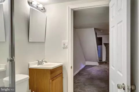 115 Parkin St, Baltimore, MD 21201 photo 32