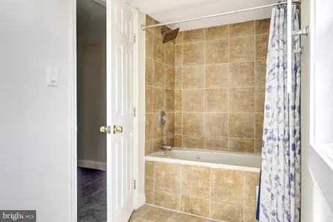 115 Parkin St, Baltimore, MD 21201 photo 25