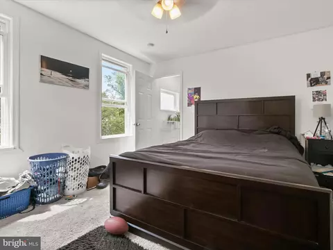 Bedroom - 4511 Powell Ave, Baltimore, MD 21206 photo 2 of 5