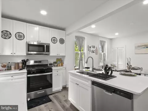 Kitchen - 4511 Powell Ave, Baltimore, MD 21206 photo 3 of 5