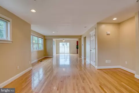 3107 Tilden Dr, Baltimore, MD 21211 photo 7