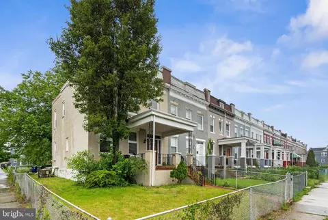500 Lyndhurst St, Baltimore, MD 21229 photo 1