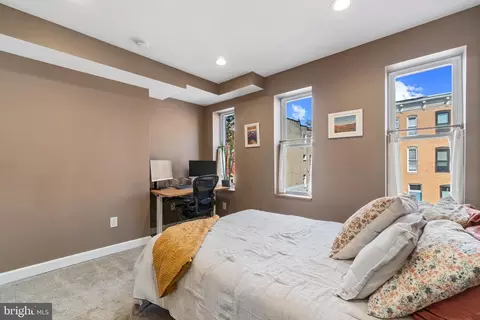 Bedroom - 425 E Lanvale St, Baltimore, MD 21202 photo 1 of 6