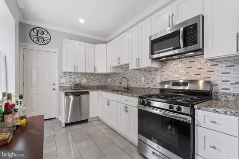 Kitchen - 425 E Lanvale St, Baltimore, MD 21202 photo 1 of 3