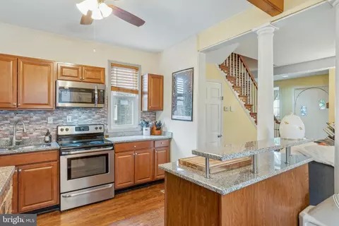 Entry Way - 5207 Eugene Ave, Baltimore, MD 21206 photo 2 of 3