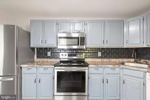 312 S Wolfe St, Baltimore, MD 21231 photo 9