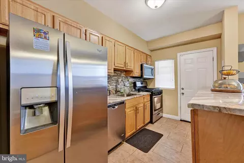 Kitchen - 2412 W Cold Spring Ln, Baltimore, MD 21215 photo 2 of 3